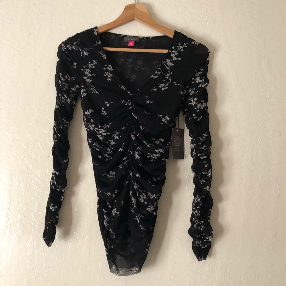 NEW Vince Camuto mesh floral top black and white XXS